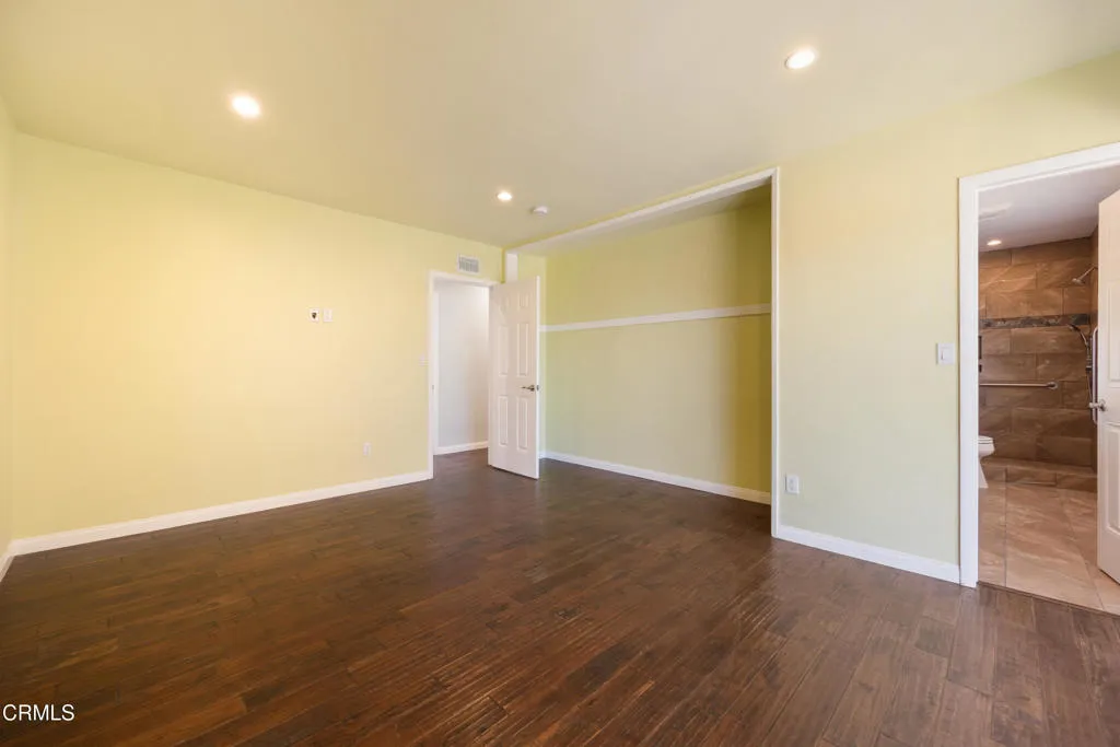 6823 Northford Dr-13
