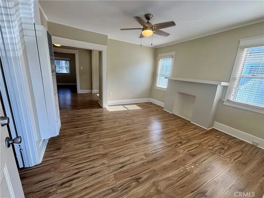 323 W 82nd Street, Los Angeles, California 90003 — photo 4