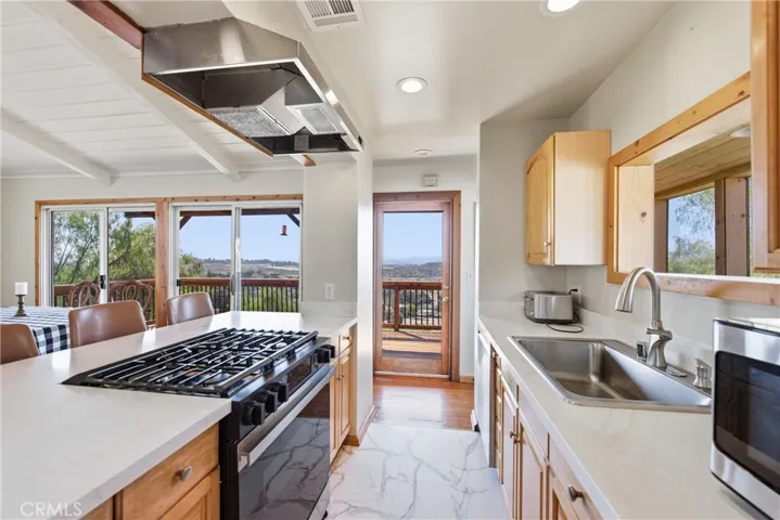 23520 Ehlers, Chatsworth, California 91311 — photo 4
