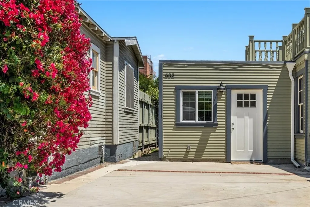 602 Douglas Street, Los Angeles, California 90026 — photo 5