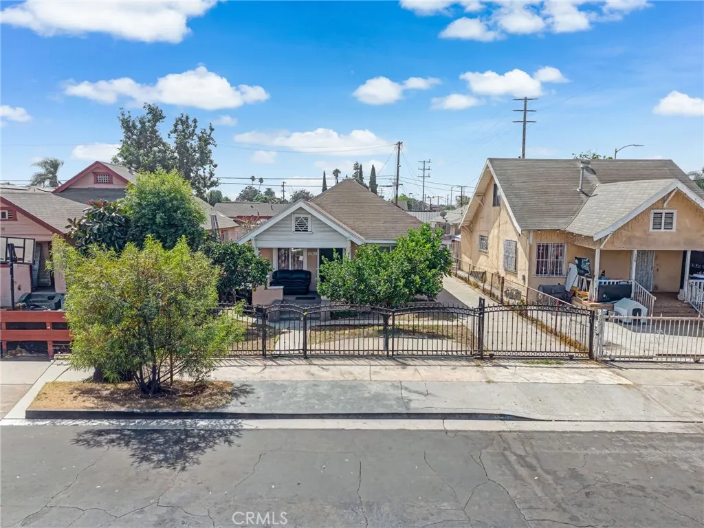 1302 E 48th, Los Angeles, California 90011 — photo 5