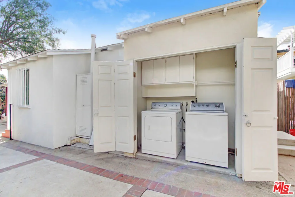 Washer and Dryer Washer and Dryer