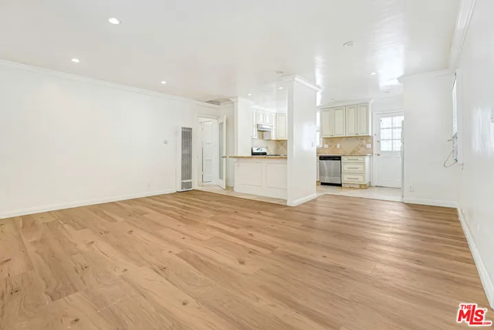 2227 Montana Avenue, Santa Monica, California 90403 — photo 4