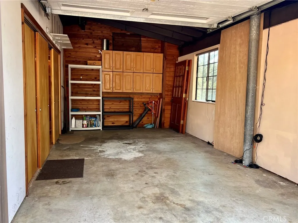 Single car garage