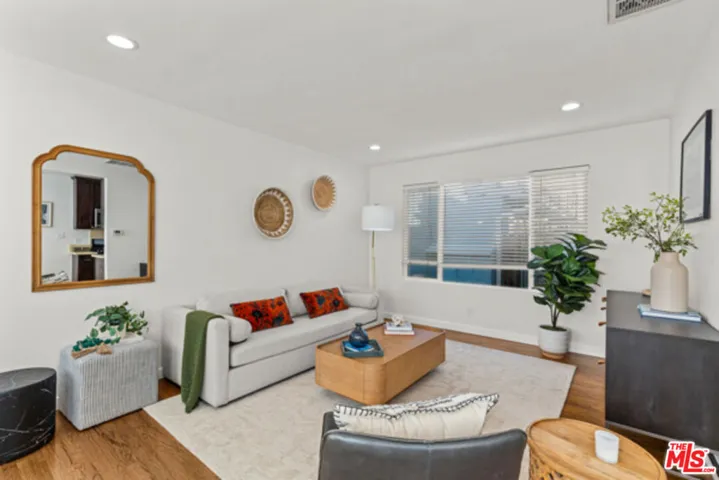 2402 Ocean Park Boulevard, Santa Monica, California 90405 — photo 5