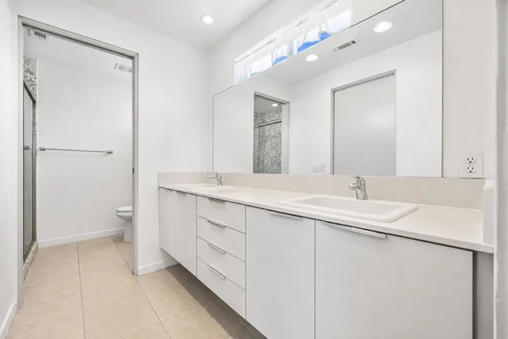 GUEST BATHROOM 2