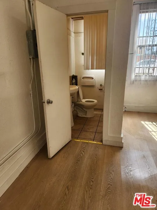 2822 W Slauson Avenue C, Los Angeles, California 90043 — photo 5
