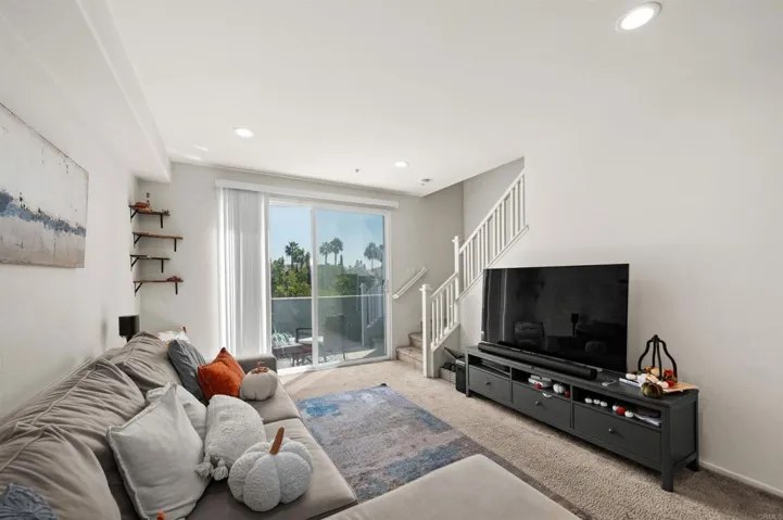 1241 Santa Cora Avenue 330, Chula Vista, California 91913 — photo 4