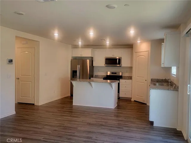 26101 Cirrus, Moreno Valley, California 92555 — photo 4