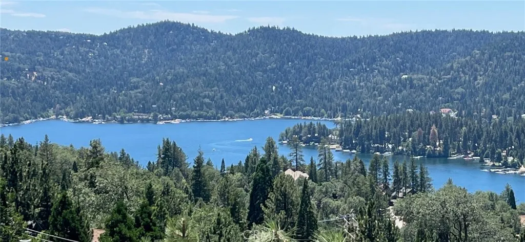 27721 Caribou Drive, Lake Arrowhead, California 92352 — photo 4