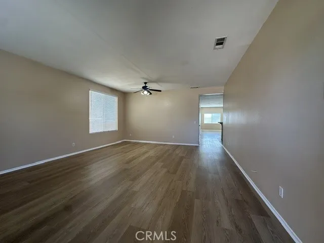 Living room & Dining room
