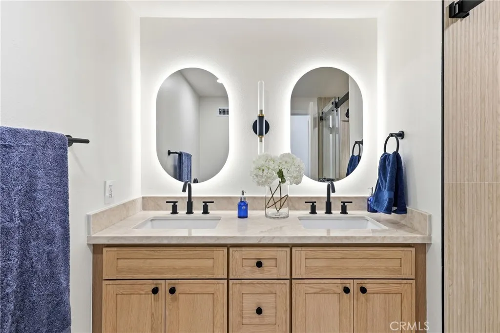 Designer Bathroom Designer Bathroom