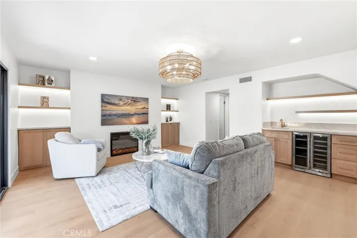 Beautiful Interior Flow