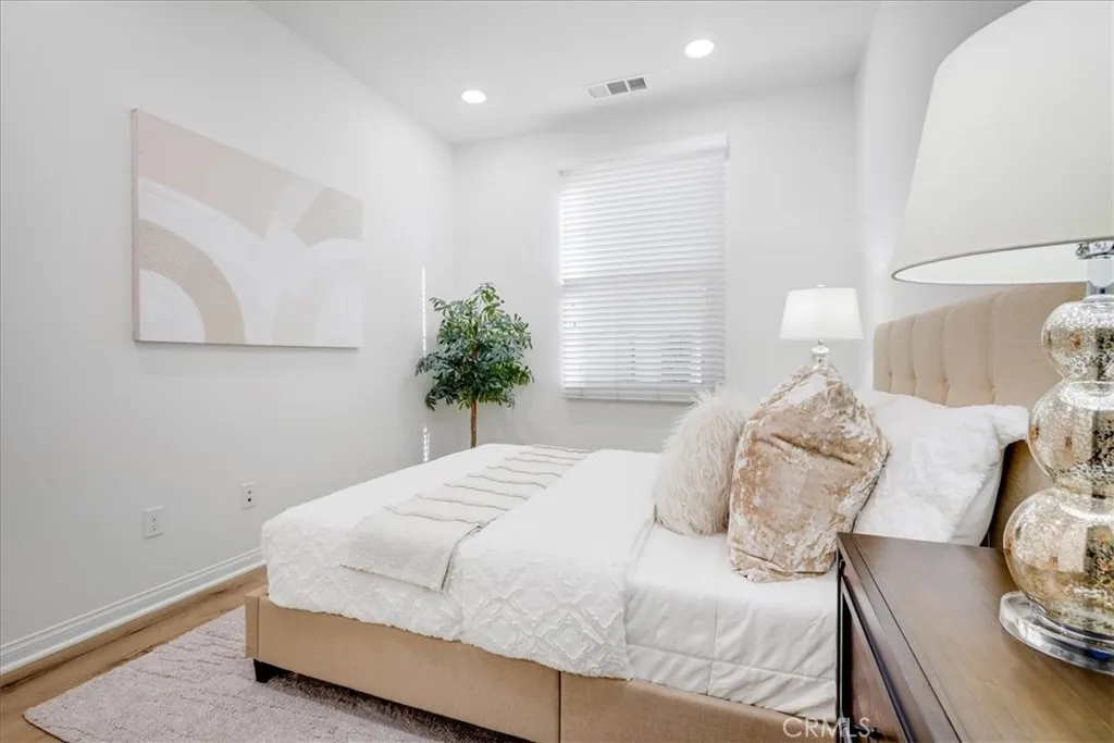 148 Capricorn, Irvine, California 92618 — photo 5