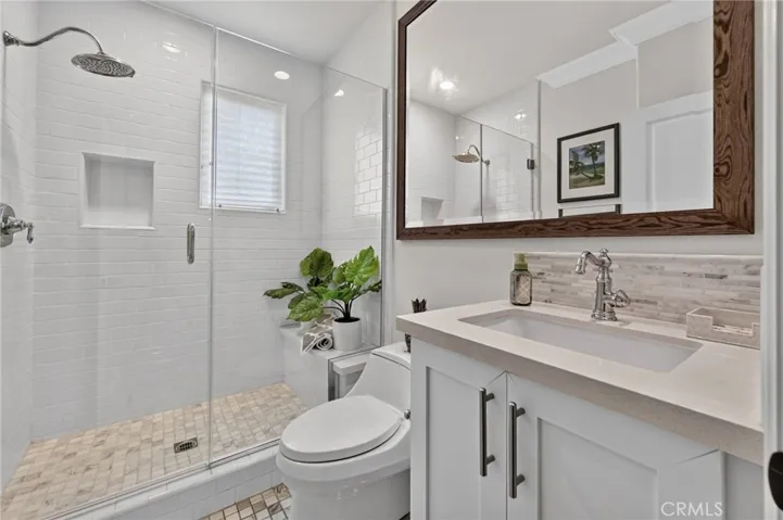 Main floor bath