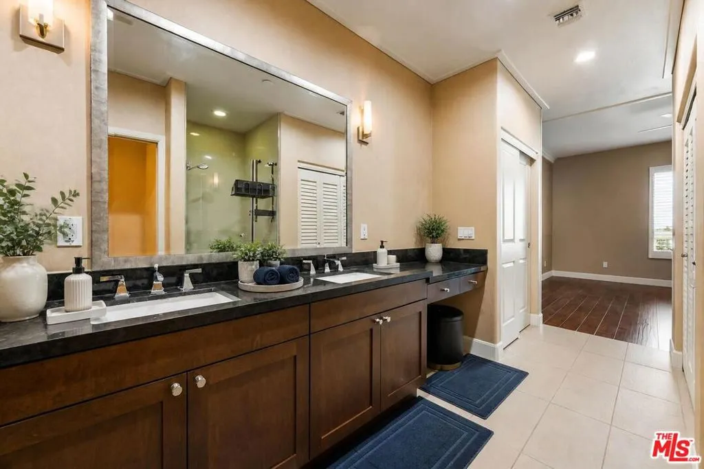 311 S Gramercy Place 602, Los Angeles, California 90020 — photo 5