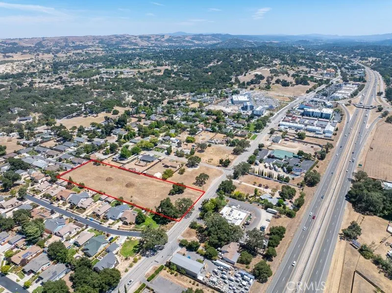 1375 El Camino Real, Atascadero, California 93422 — photo 4