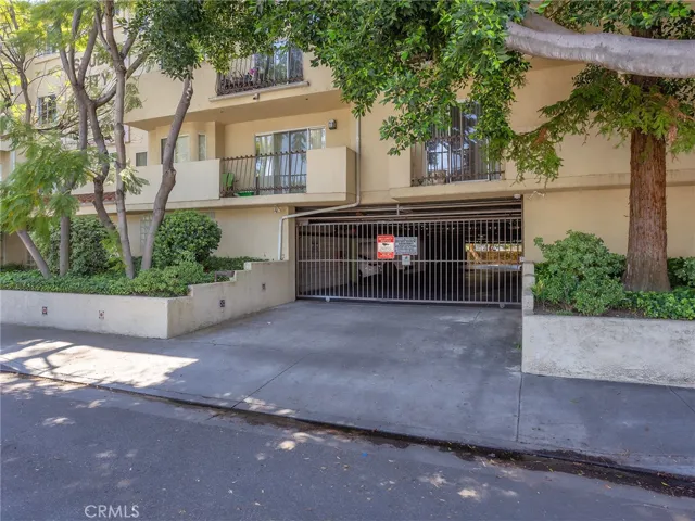 11044 Acama Street 302, Studio City, California 91602 — photo 4