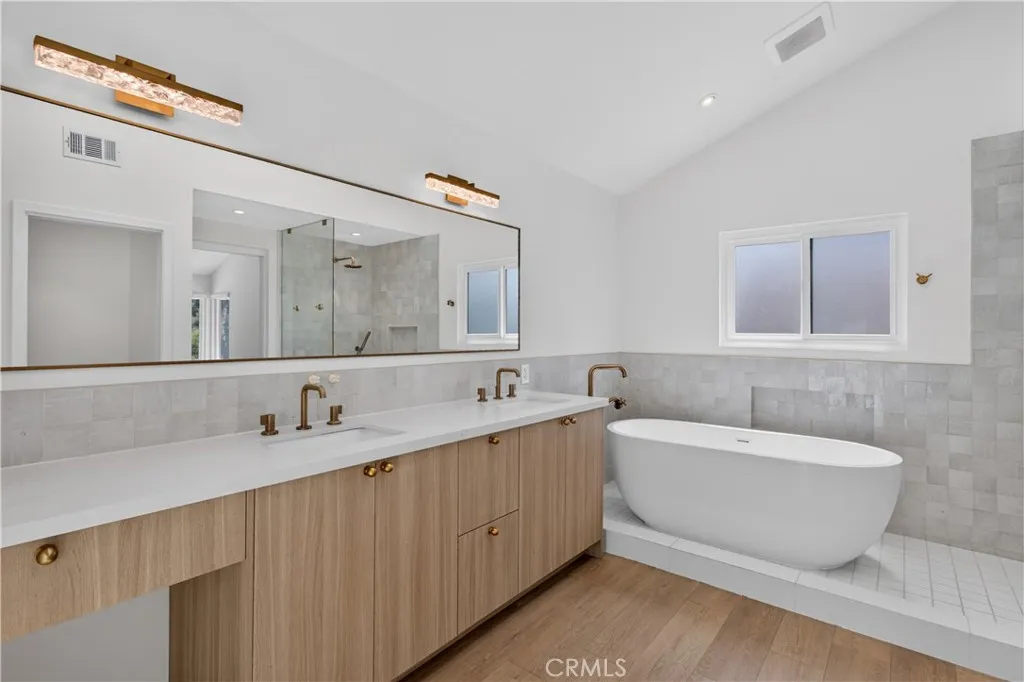 Primary bathroom featuring a luxurious, 5-star hotel-inspired design.