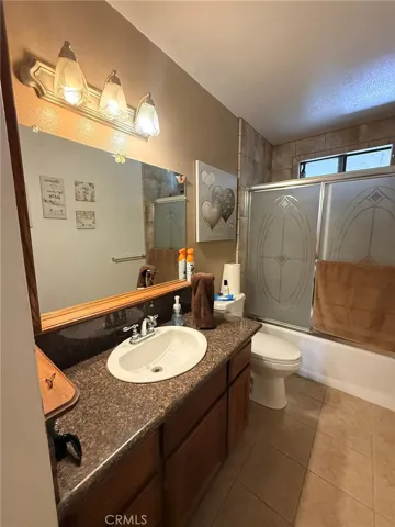 8283 Langdon, Hesperia, California 92345 — photo 5