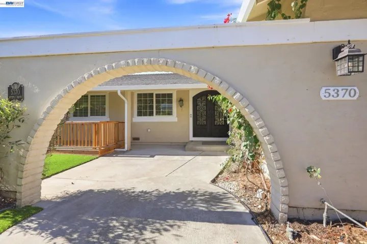 5370 Myrtle Dr, Concord, California 94521 — photo 4