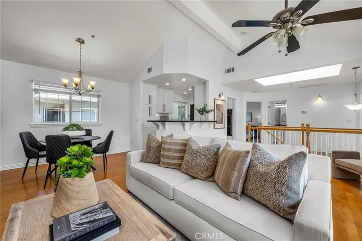 2514 Vanderbilt Lane C, Redondo Beach, California 90278 — photo 5