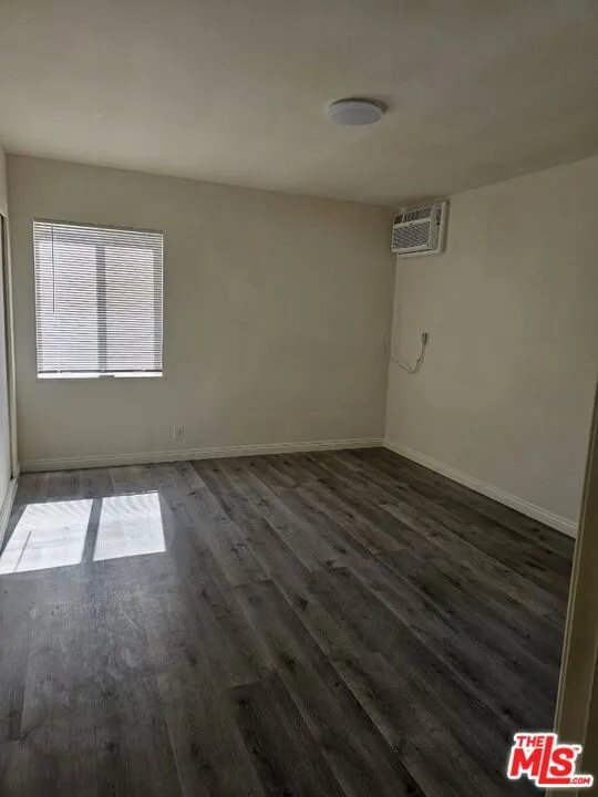 914 S Gramercy Drive D, Los Angeles, California 90019 — photo 4