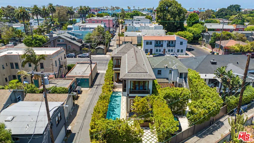 1310 Riviera Avenue, Venice, California 90291 — photo 5