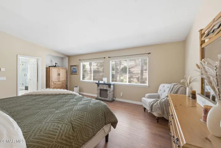 38-web-or-mls-2273-rudolph-dr