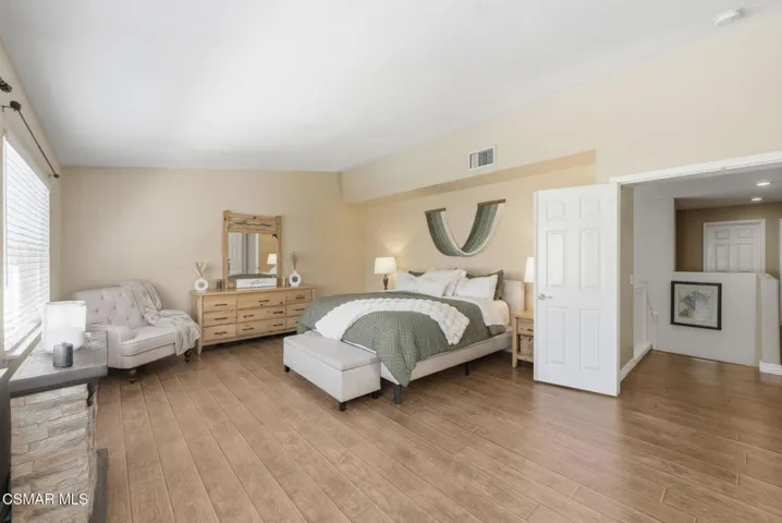 36-web-or-mls-2273-rudolph-dr