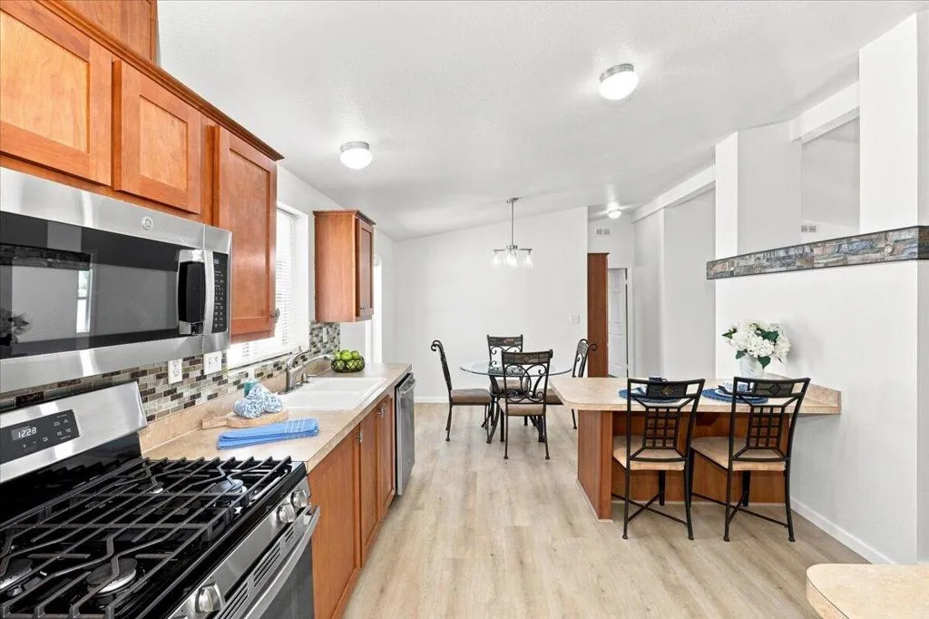 Kitchen and Dining Kitchen and Dining