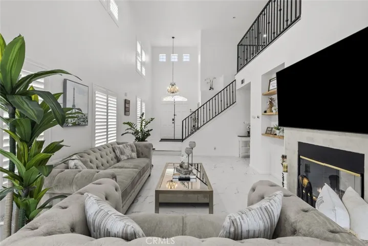 19329 Santa Maria Drive, Newhall, California 91321 — photo 4