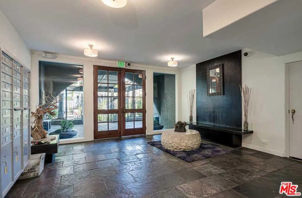 1351 N Orange Drive 117, Los Angeles, California 90028 — photo 4