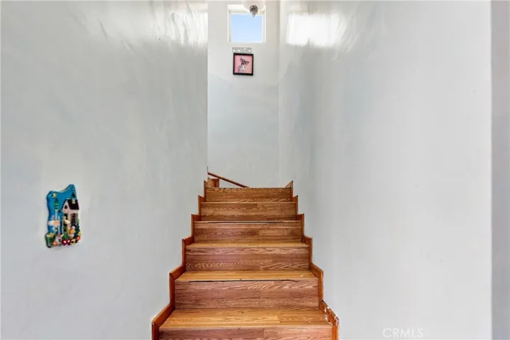 upstairs their is a large primary