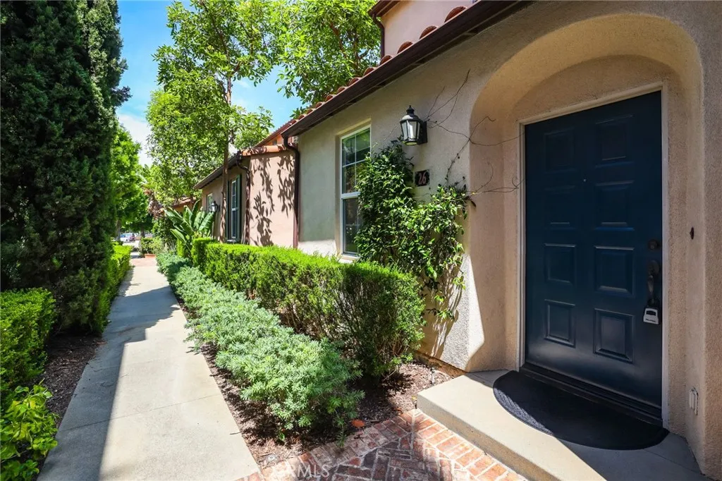 26 Reunion, Irvine, California 92603 — photo 5