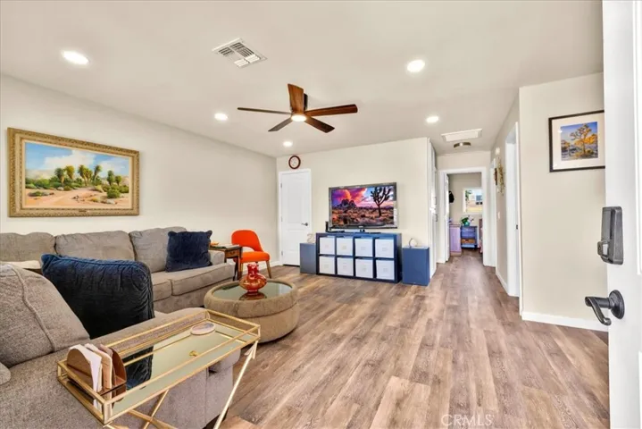 5665 Lupine Avenue, 29 Palms, California 92277 — photo 5
