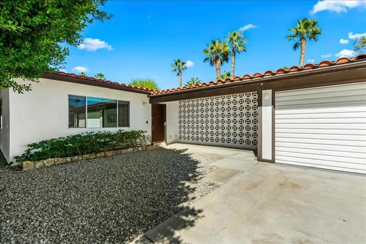 02-1184 E Pajaro Rd. -1