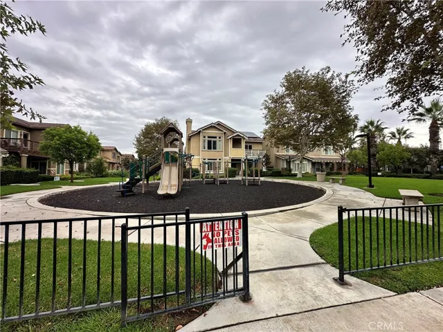 6233 Ash, Riverside, California 92504 — photo 5