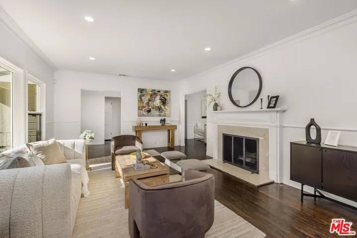 4900 Radford Avenue, Valley Village, California 91607 — photo 4