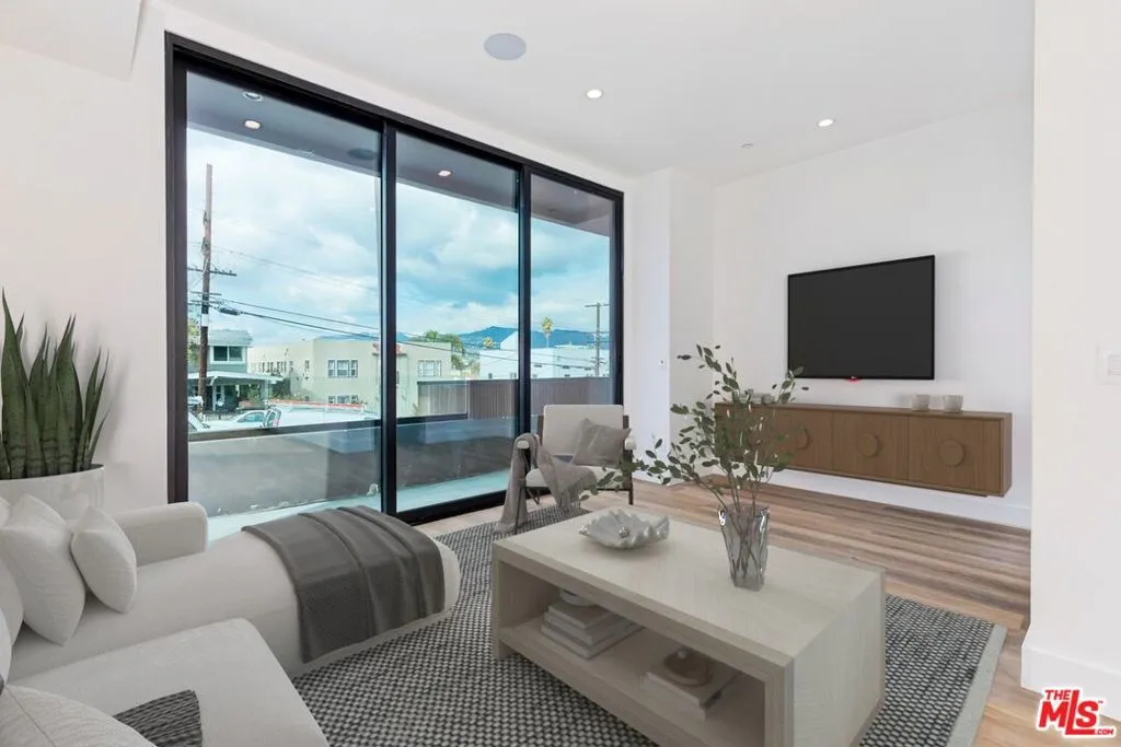 1436 Edgecliffe Drive 103, Los Angeles, California 90026 — photo 5