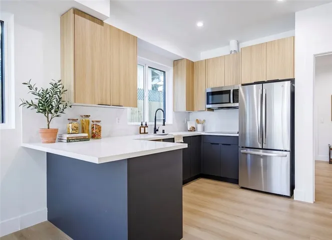 1330 S Longwood Avenue, Los Angeles, California 90019 — photo 4
