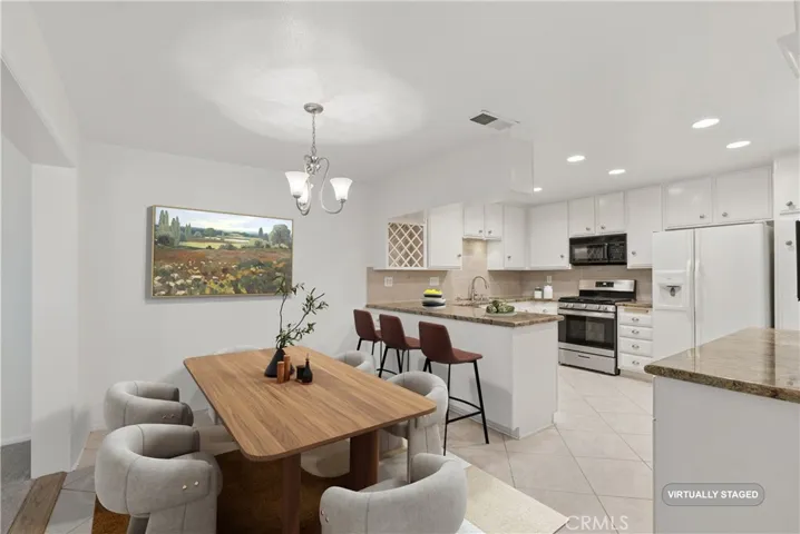 16939 Highfalls, Canyon Country, California 91387 — photo 5