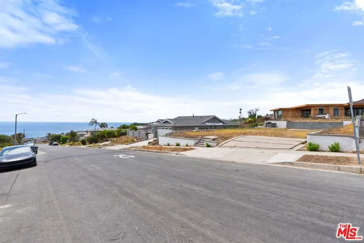 3709 Castlerock Road, Malibu, California 90265 — photo 4