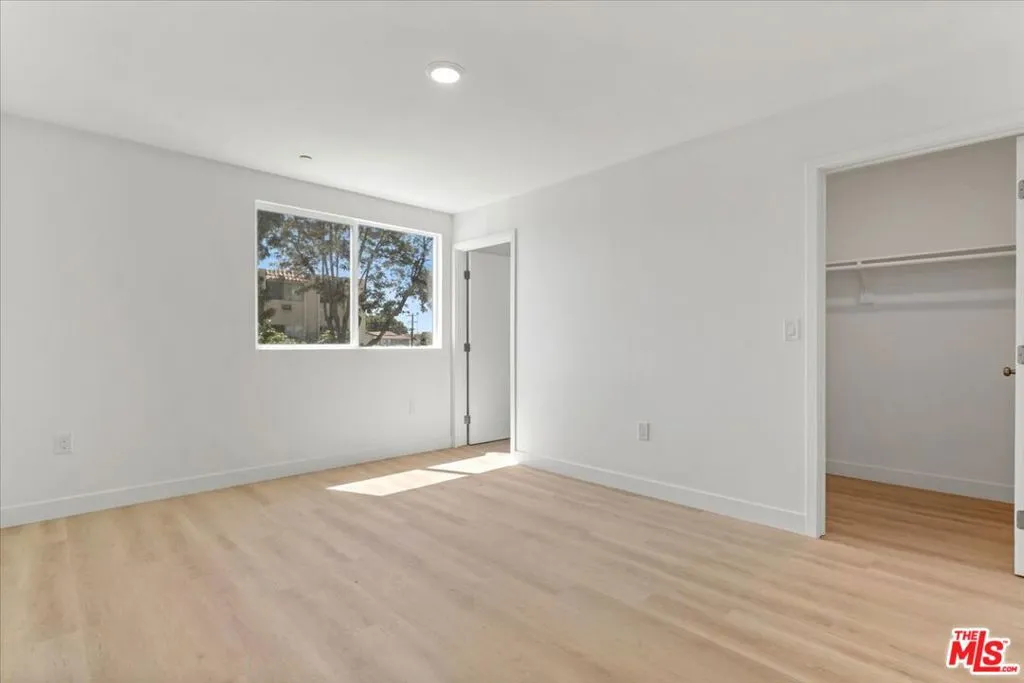 758 E 78th Street, Los Angeles, California 90001 — photo 5