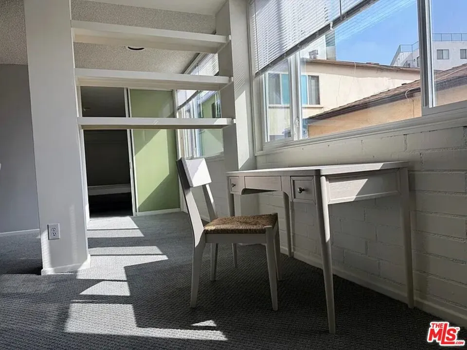 540 Kelton Avenue 2d, Los Angeles, California 90024 — photo 5