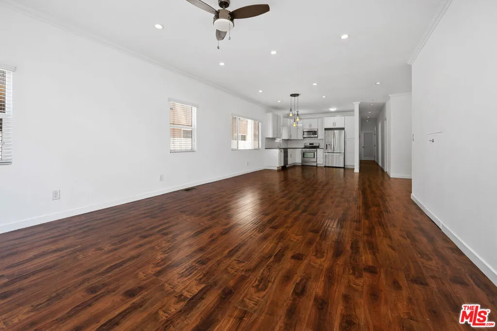 8547 Cashio Street, Los Angeles, California 90035 — photo 4