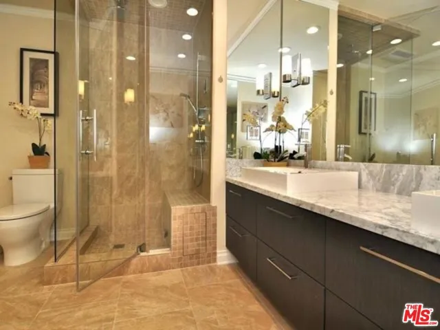 5354 Lindley Avenue 301, Encino, California 91316 — photo 5