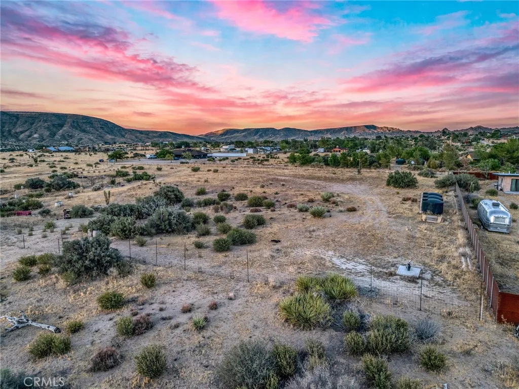 5450 Red Ryder Road, Pioneertown, California 92268 — photo 4
