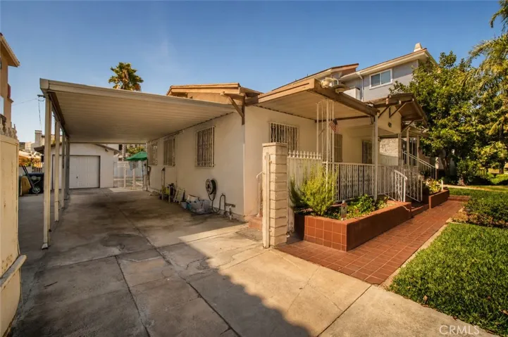 421 Piedmont, Glendale, California 91206 — photo 5