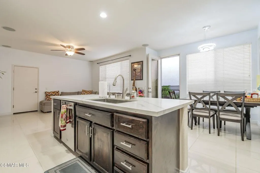16-web-or-mls-_CK10606 16-web-or-mls-_CK10606